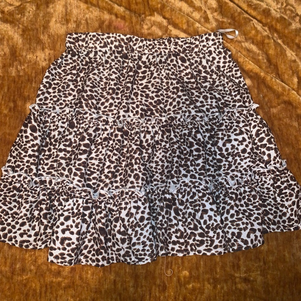 Leopard print skirt